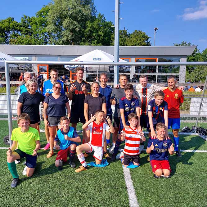 Geslaagde en gezellige seizoenafsluiting door de vijf 012 teams plus toernooiwinst 012-5 in Haarlem